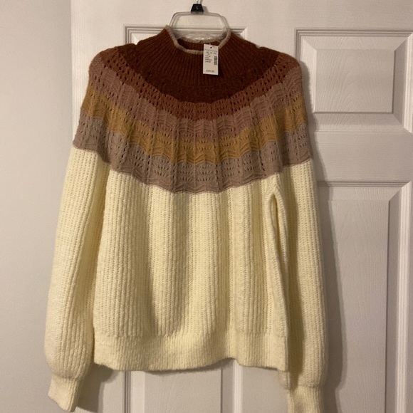 Maurices Sweaters - Maurice’s Sweater size L brand new with tag very soft and warm.